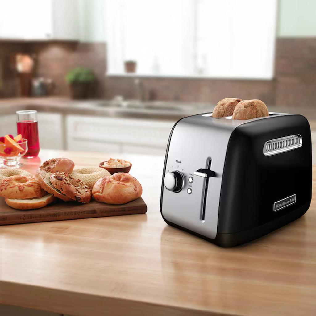 KitchenAid 2 Slice Toaster with Manual Lift Lever in Onyx Black (KMT2115OB)